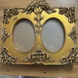 RARE Antique Marked Victorian Wood Carved Oval Picture Frame (2)